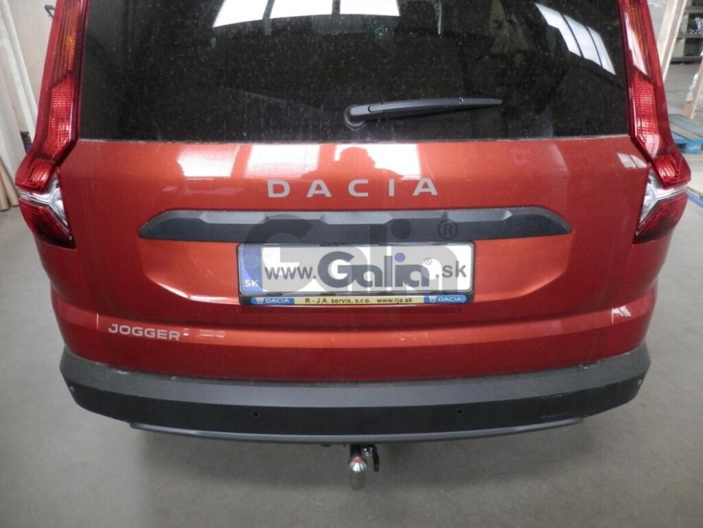Pellicola Protettiva Per Bordo Di Carico Dacia Jogger (2022-2025) - Anti Graffio, Colore Carbonio