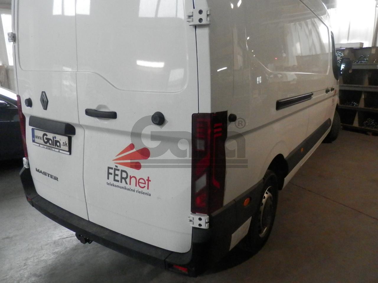 Hak holowniczy Renault Master bez stopnia (od roku 2024)